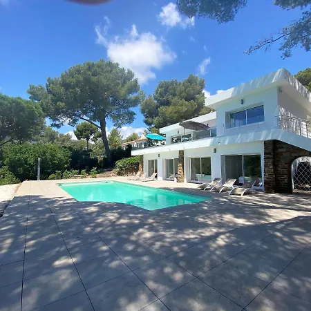 6 Chambres, Piscine, Vue Mer, A Proximite De La , Cavalaire-sur-Mer