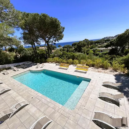 6 Chambres, Piscine, Vue Mer, A Proximite De La , Cavalaire-sur-Mer